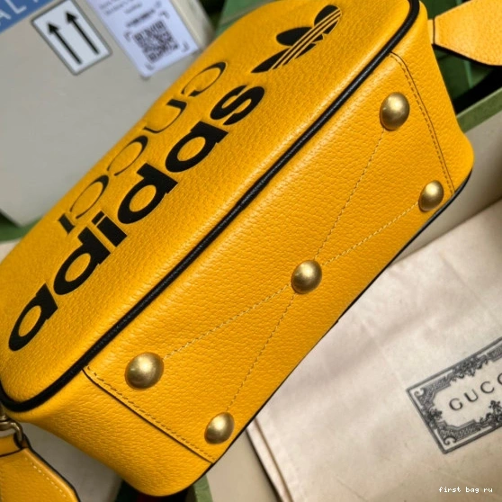 First bag ru Gucci bag small x Adidas shoulder 0716